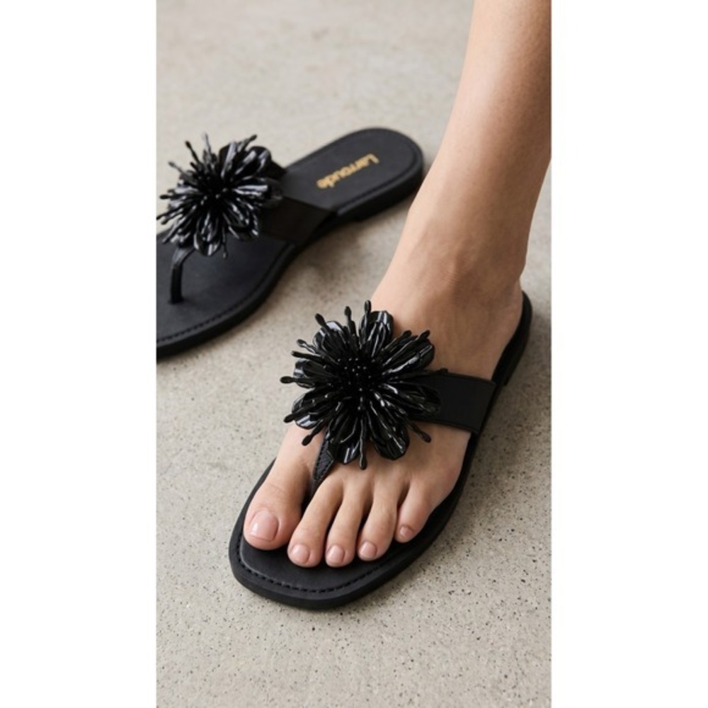 NWOT Larroude Black Floral Pom-Pom Thong‎ Slides EU 39 USA 8/9